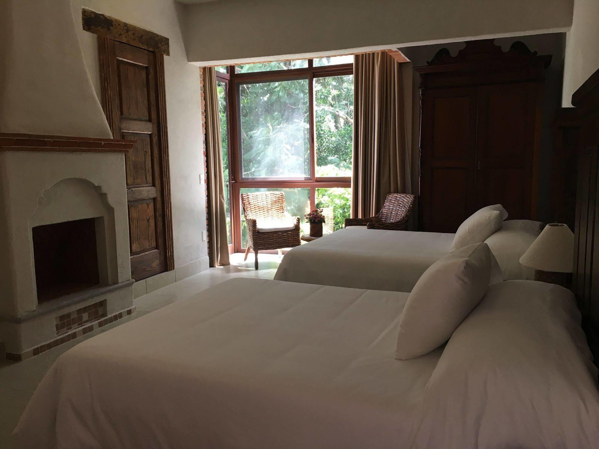 Hotel Casa del Angel Tepoztlán Buitenkant foto